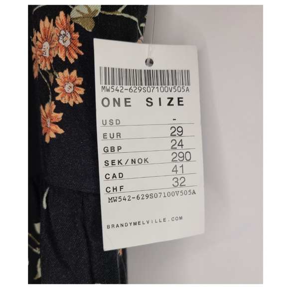 Brandy Melville Floral Romper - Picture 7 of 8